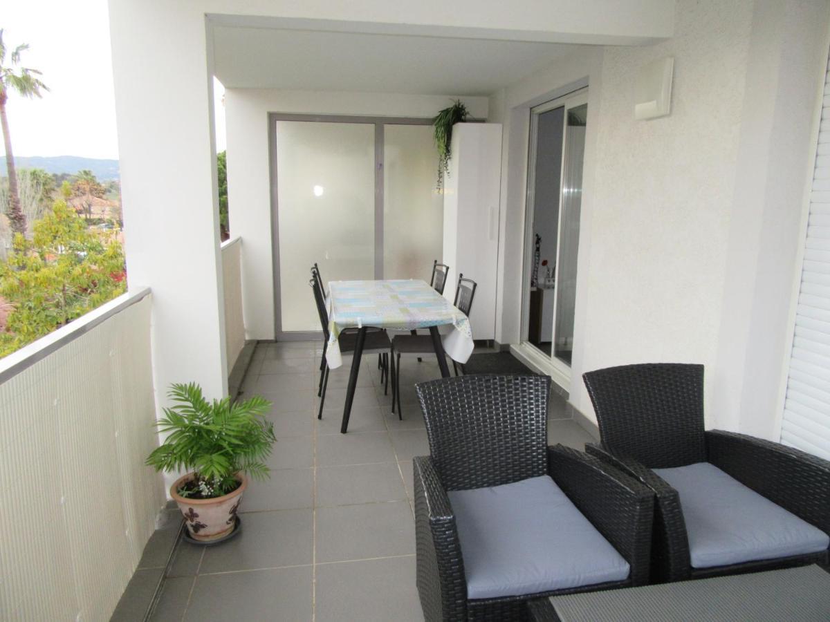 Appartement Residence La Plage 4 **** Ла-Лонд-ле-Мор Экстерьер фото