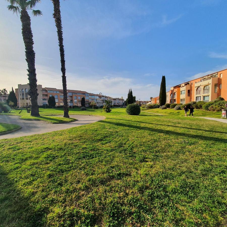 Appartement Residence La Plage 4 **** Ла-Лонд-ле-Мор Экстерьер фото